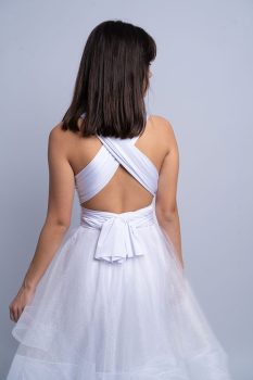 Vízfodros, lágyan csillámló fátyoltüllös infinity menyasszonyi ruha