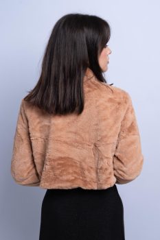 Szőrme boleró brossal, barna