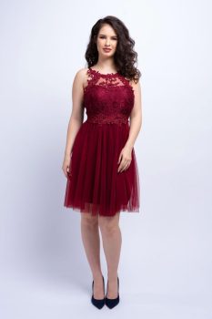 cindy, tullos, koktelruha, bordo