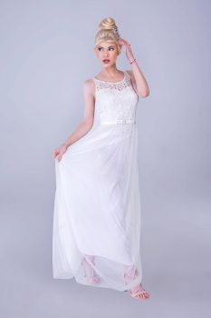 Odett szaténszalagos, tüllös menyasszonyi ruha, fehér