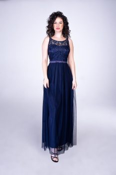 Odett szaténszalagos, tüllös maxiruha, sötétkék