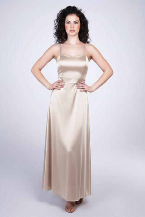 Stella A-vonalú fűzős hátú szatén alkalmi maxi ruha, pezsgő