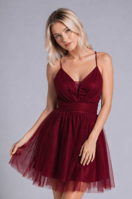 Alina csillámló tüllös spagetti pántos menyecske ruha, bordó, közeli, elölről